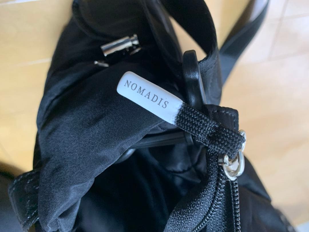 さ*や様 ノマディスNOMADIS FRAMeWORK BASQUE ショルダー