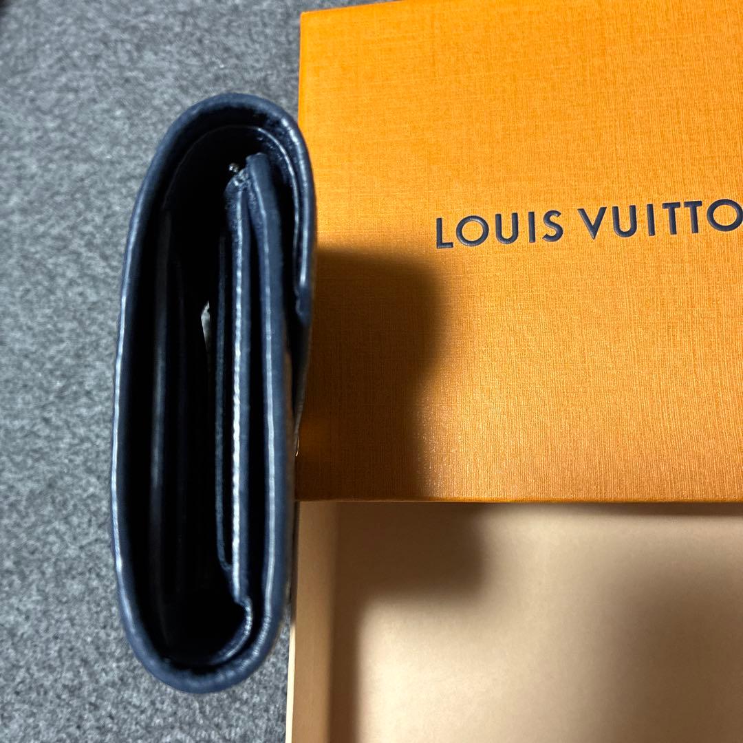LOUIS VUITTON ポルトフォイユ ヴィクトリーヌ　ネイビー