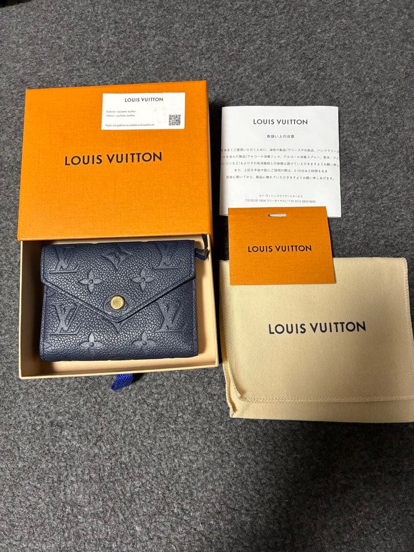 LOUIS VUITTON ポルトフォイユ ヴィクトリーヌ　ネイビー