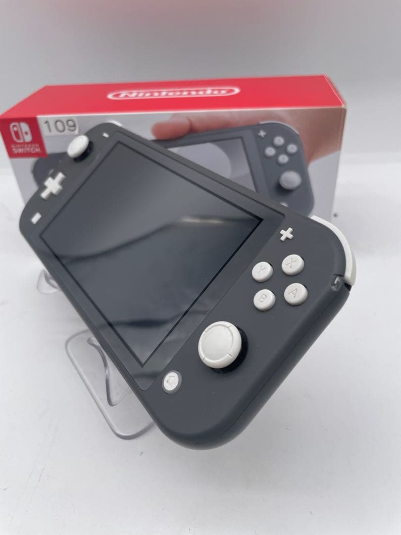 任天堂　Switchライト　本体　109