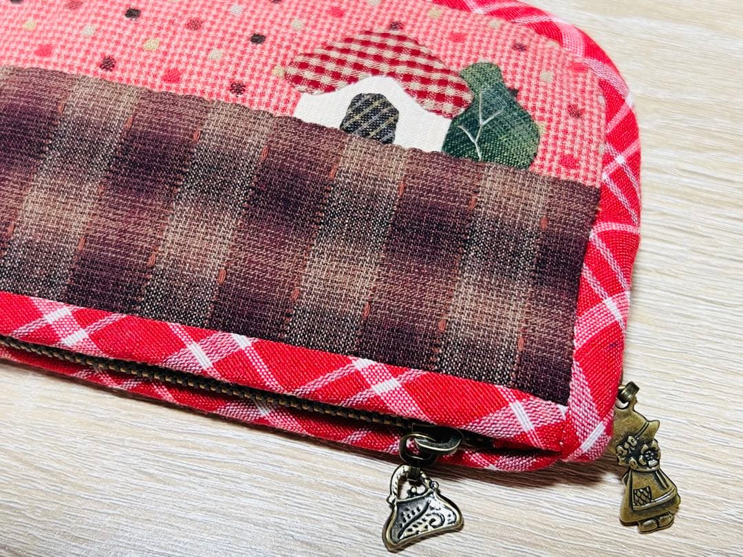 ★新作★スーちゃん＆お友達＆ねこ★レッド系＊ハンドメイド＊長財布＊