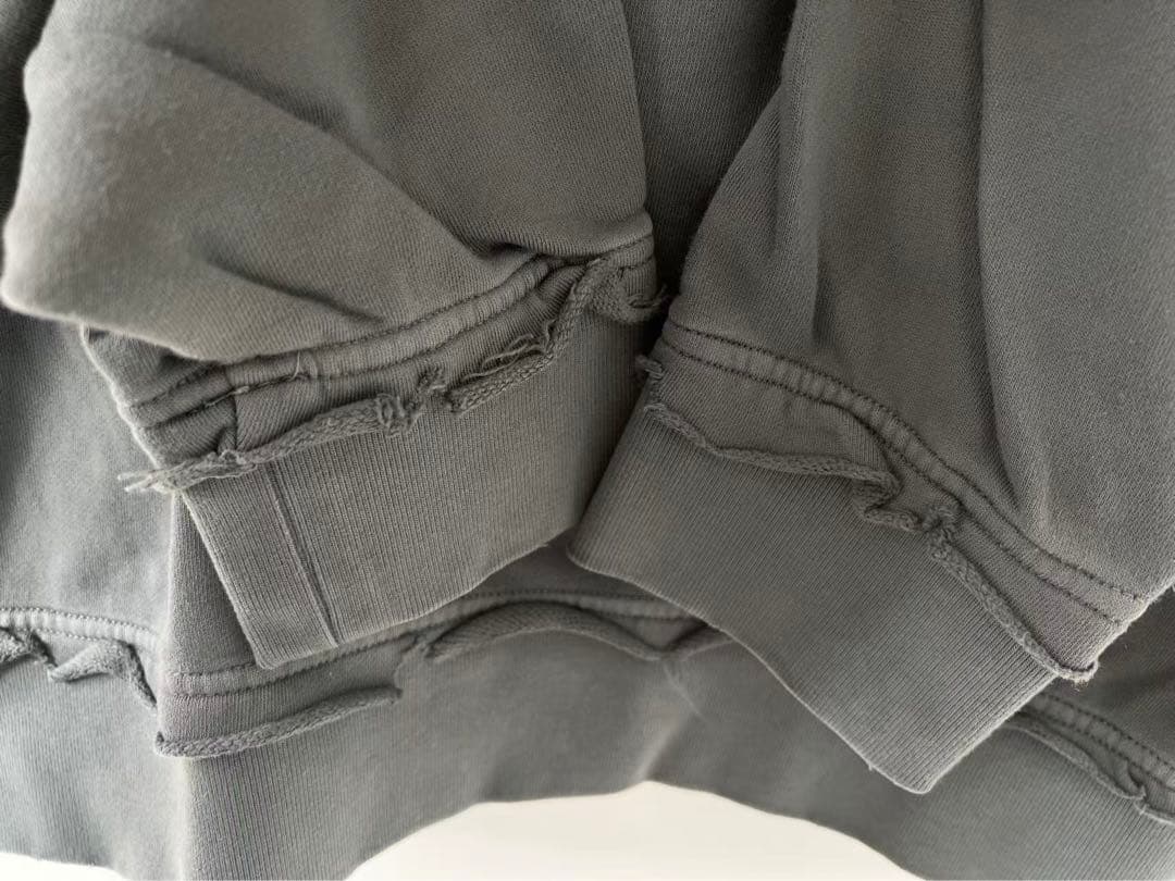 miu miu グレー ポロシャツ　新品同様