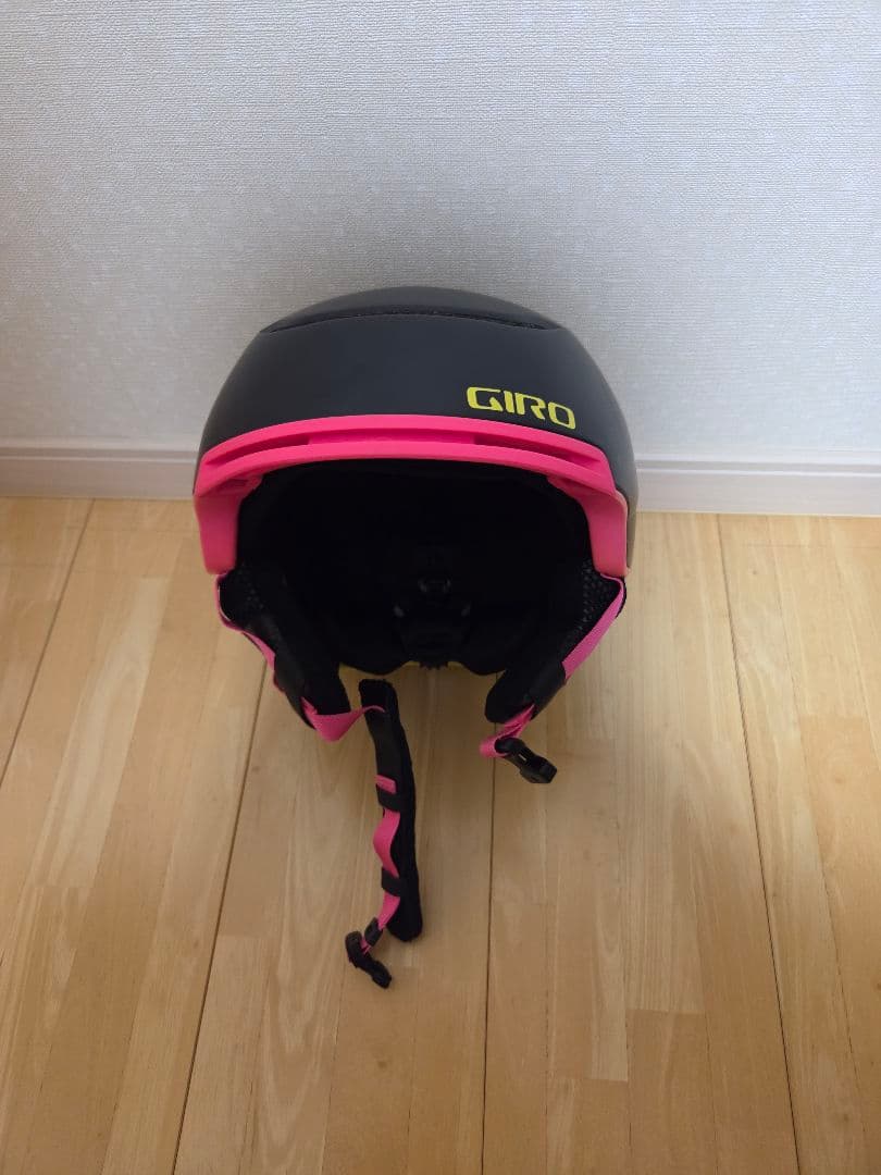 GIRO スキー・スノーボードヘルメット Mサイズ ブラック ピンク 収納袋つき
