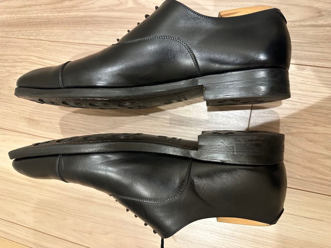 カルミーナ　ストレートチップ　革靴