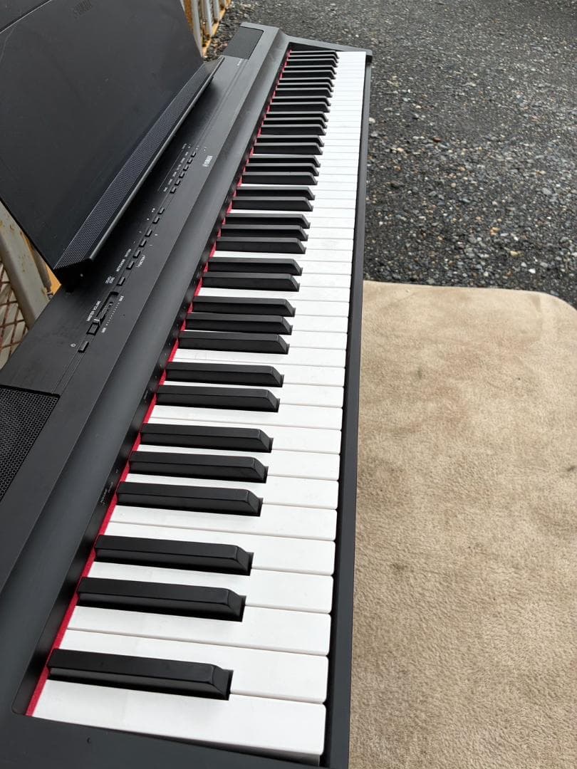 ぶ*て様 【引取限定】美品！YAMAHA ヤマハ 電子ピアノ P-125 22年
