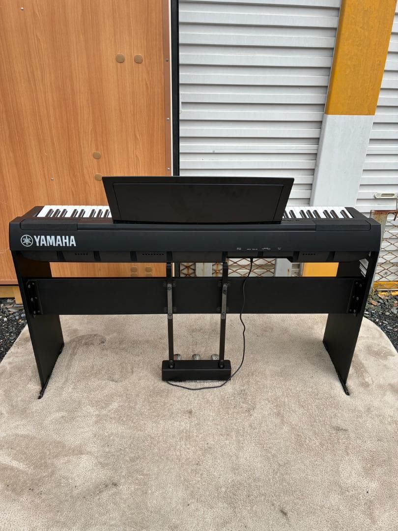 ぶ*て様 【引取限定】美品！YAMAHA ヤマハ 電子ピアノ P-125 22年
