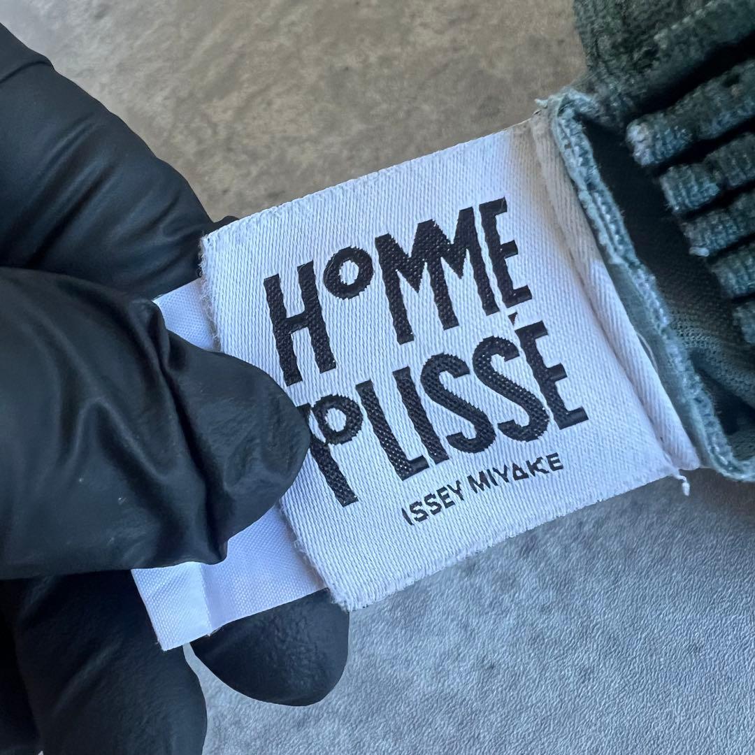 オムプリッセイッセイミヤケ　幻の一本　総柄　プリーツワイドショーツ　美品