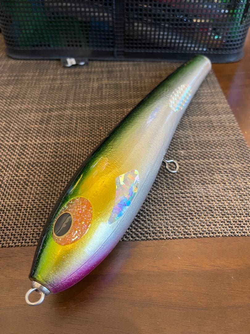 貝田ルアー Twister ツイスター F6