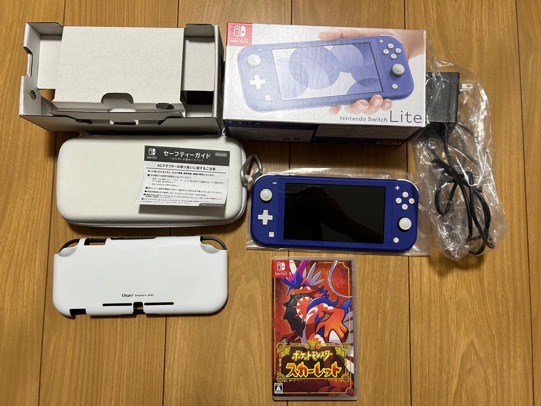 任天堂　switch ライト　ブルー