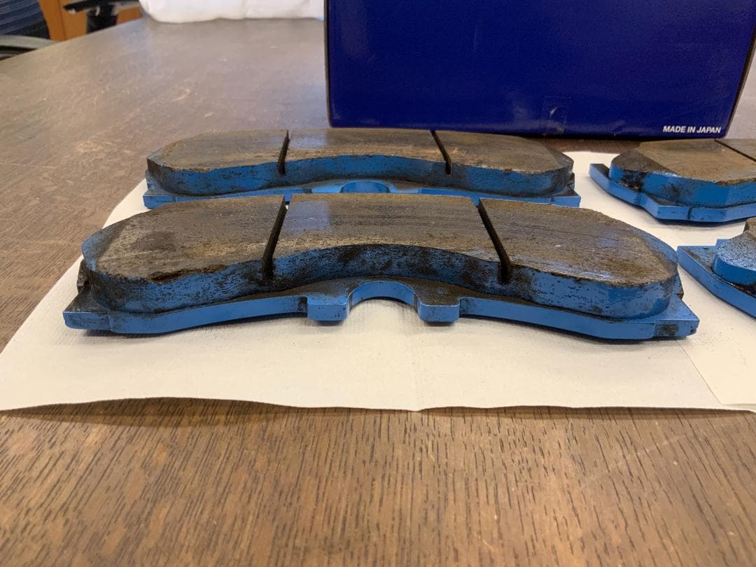 エンドレス　endless ブレーキパッド　LC500/LC500h用　中古美品