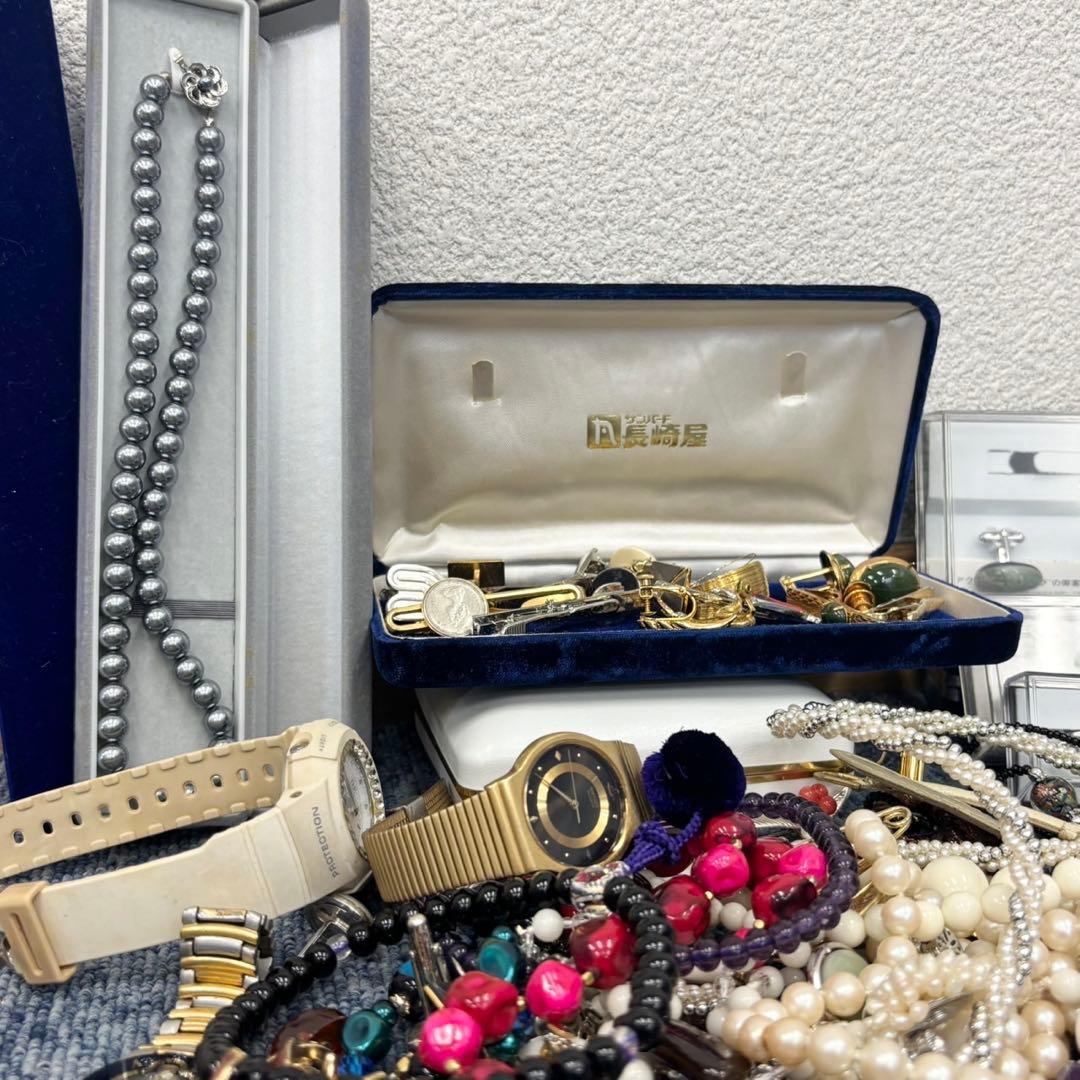 遺品整理 アクセサリー 時計 まとめ ブローチ タイピン 刻印未検品 1264