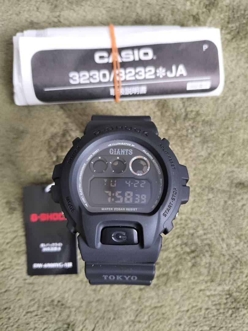 エム (プロフ必読)巨人　2018年限定商品　G-SHOCK　時計　未使用