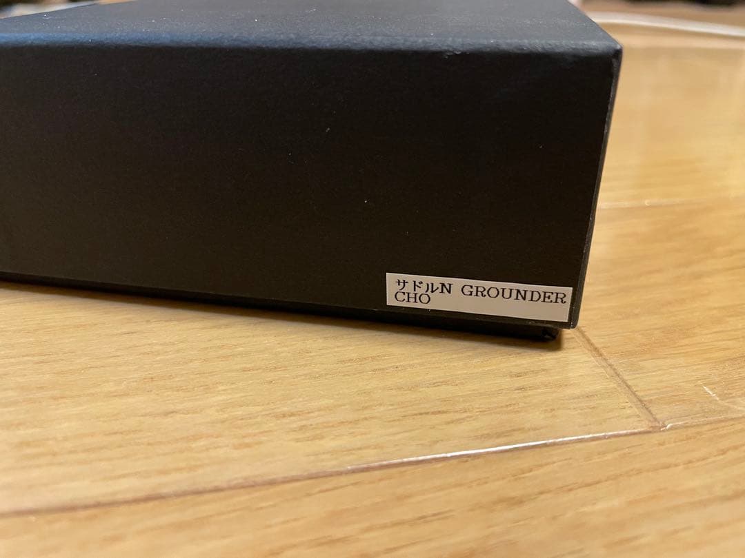 ワイルドスワンズ GROUNDER グラウンダー チョコ 王冠ロゴ 二つ折り財布