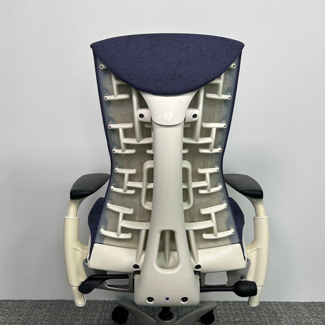 H エンボディチェア ハーマンミラー ホワイト Embody ネイビー