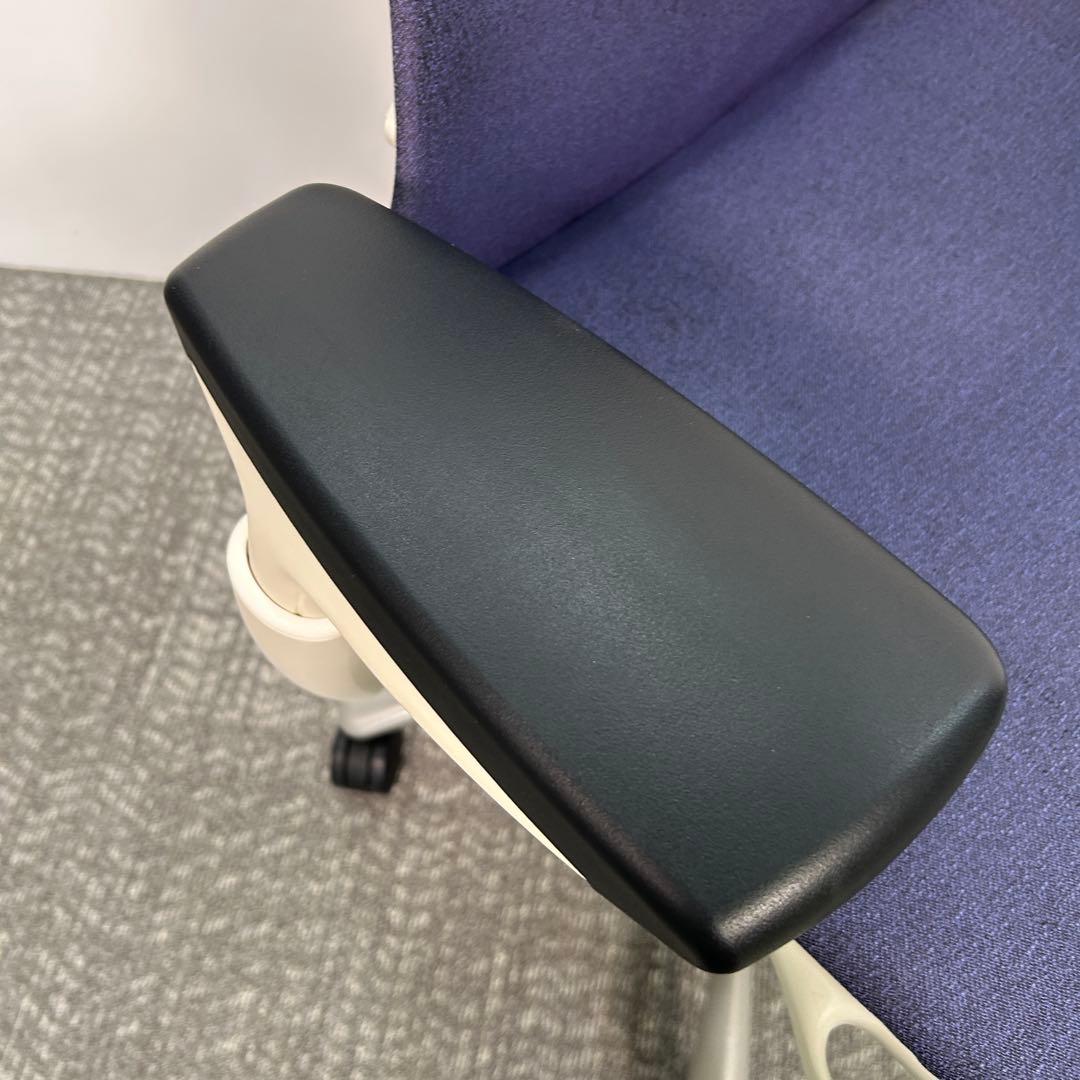 H エンボディチェア ハーマンミラー ホワイト Embody ネイビー