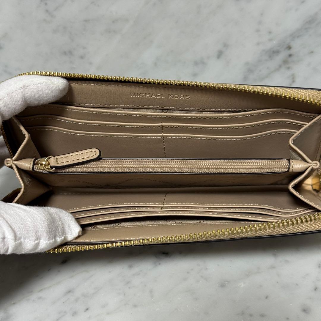 新品 未使用 MICHEAL KORS マイケルコース 長財布 ジップ ベージュ