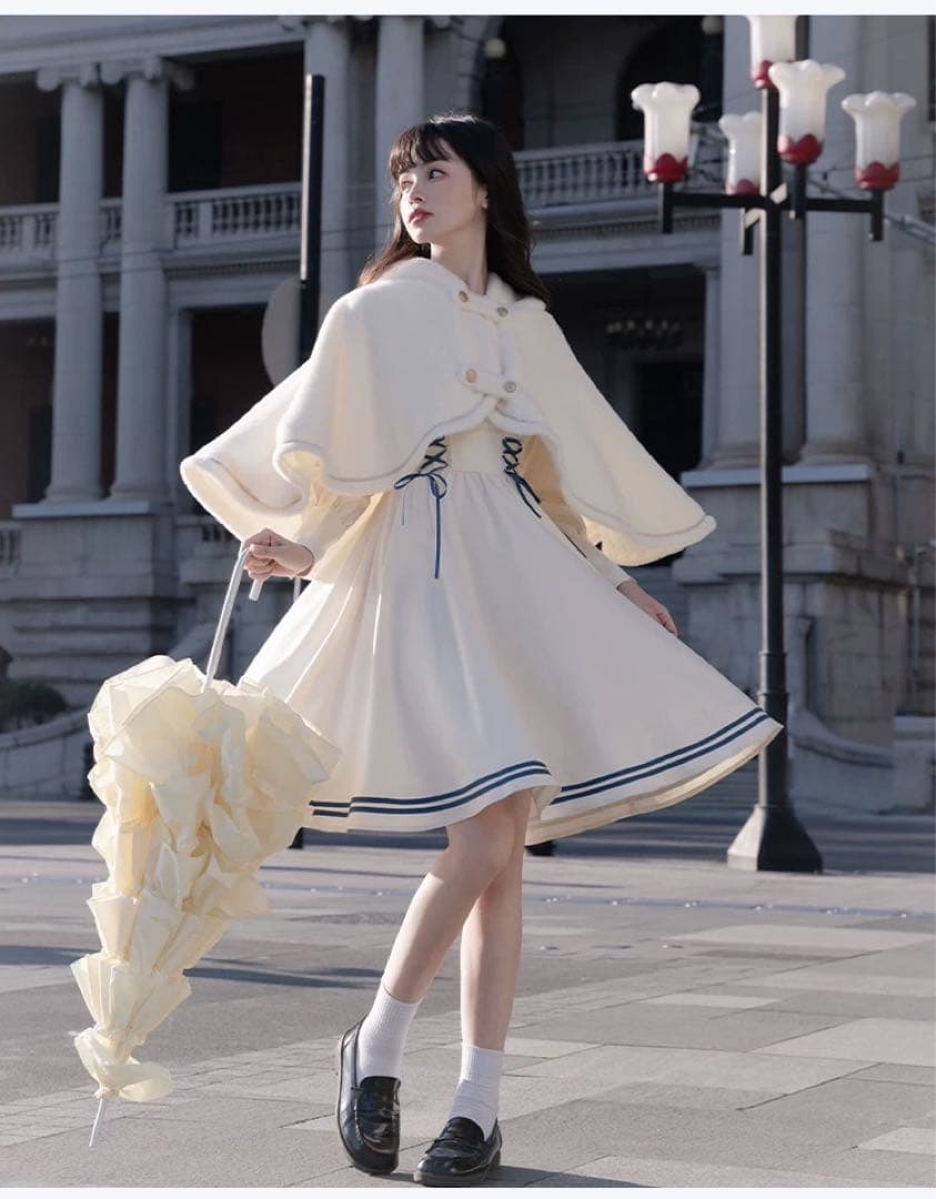 春秋コーデ❤️可愛いフード付ポンチョアウター