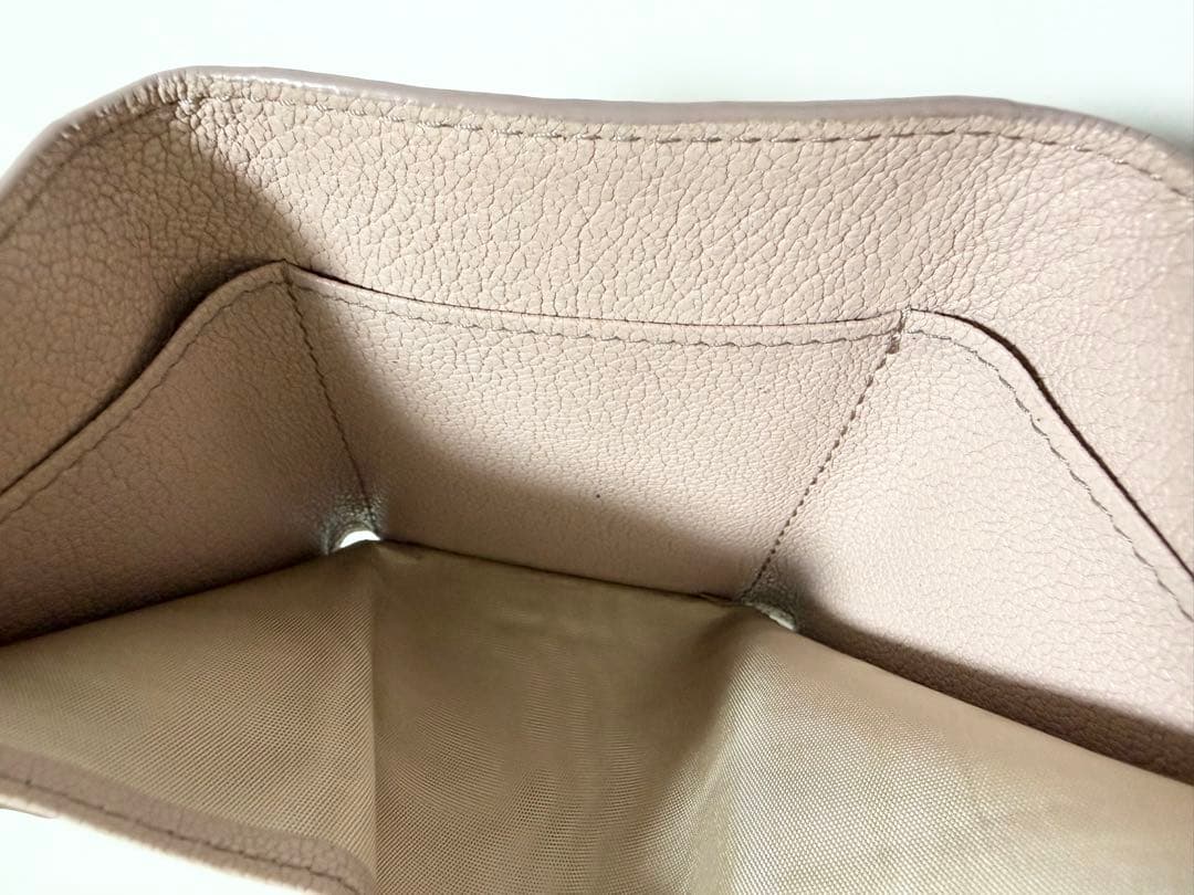 miumiu マドラスパール 三つ折財布