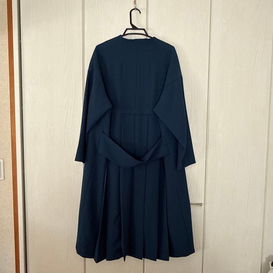 UN3D. アンスリード BACK PLEATS ノーカラーコート ターコイズ