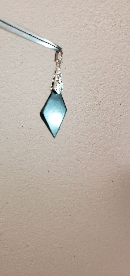 糸魚川翡翠 入りコン沢 茄子紺 ペンダントトップ