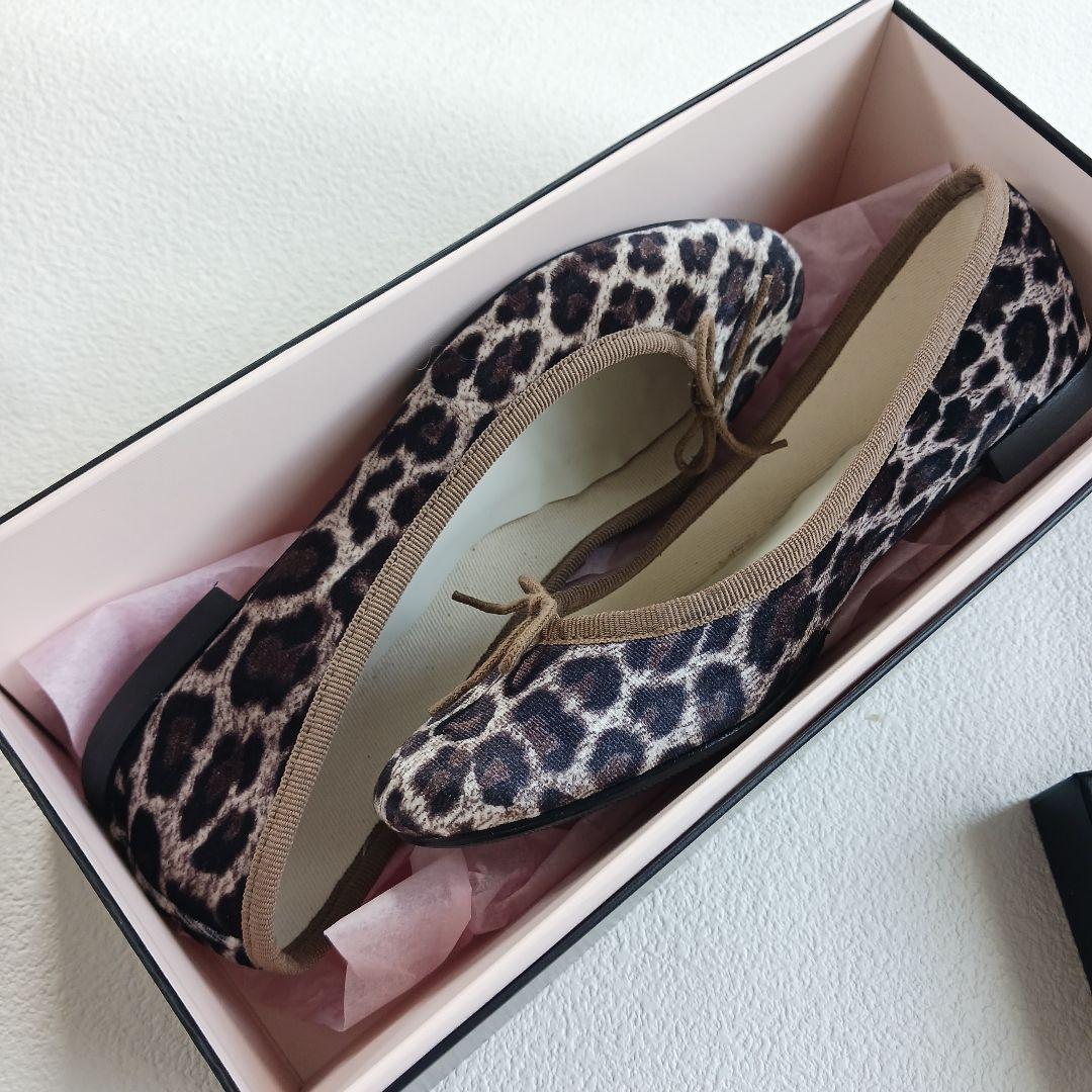 美品♬箱付き♬　レペット　レオパード柄パンプス　フラットシューズ　35　ヒョウ柄