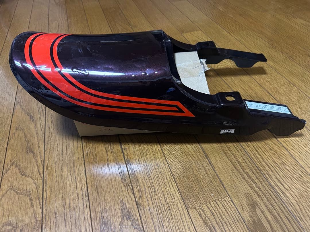 Z1テールカウル