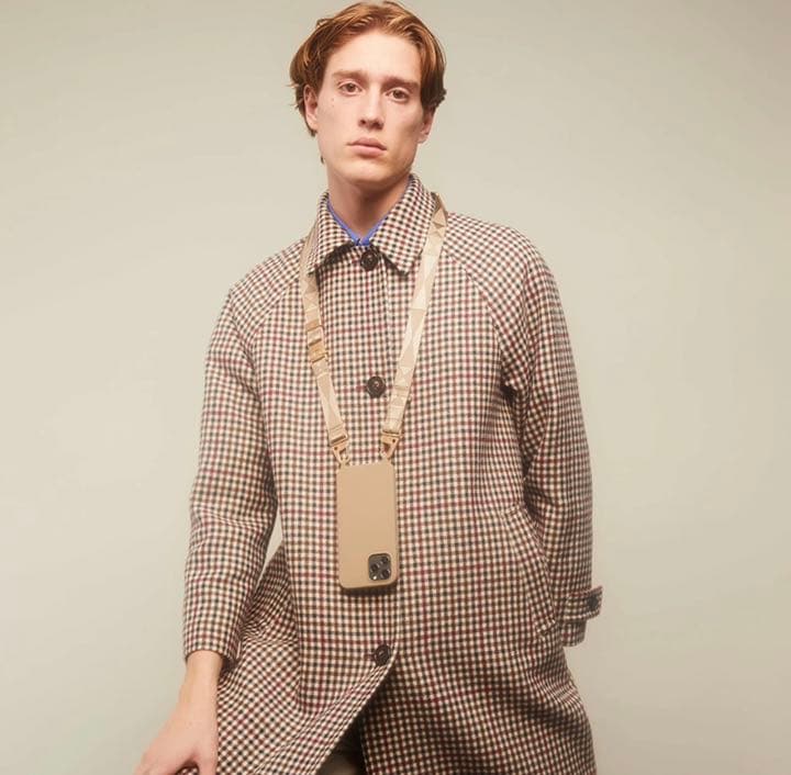 ドイツ発XOU XOU iPhone 12 pro ストラップ付きスマホケース