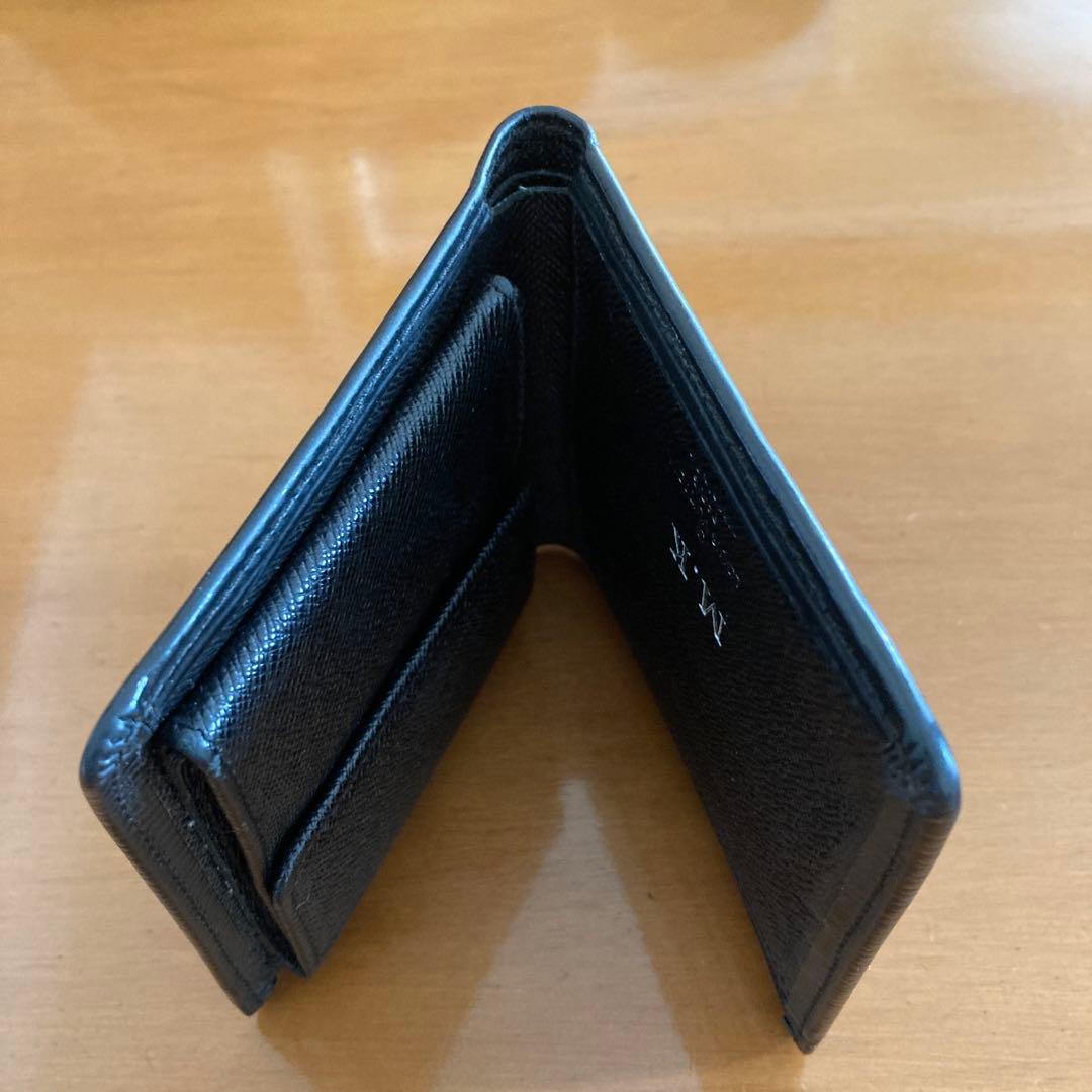 Louis Vuittonエピ黒財布