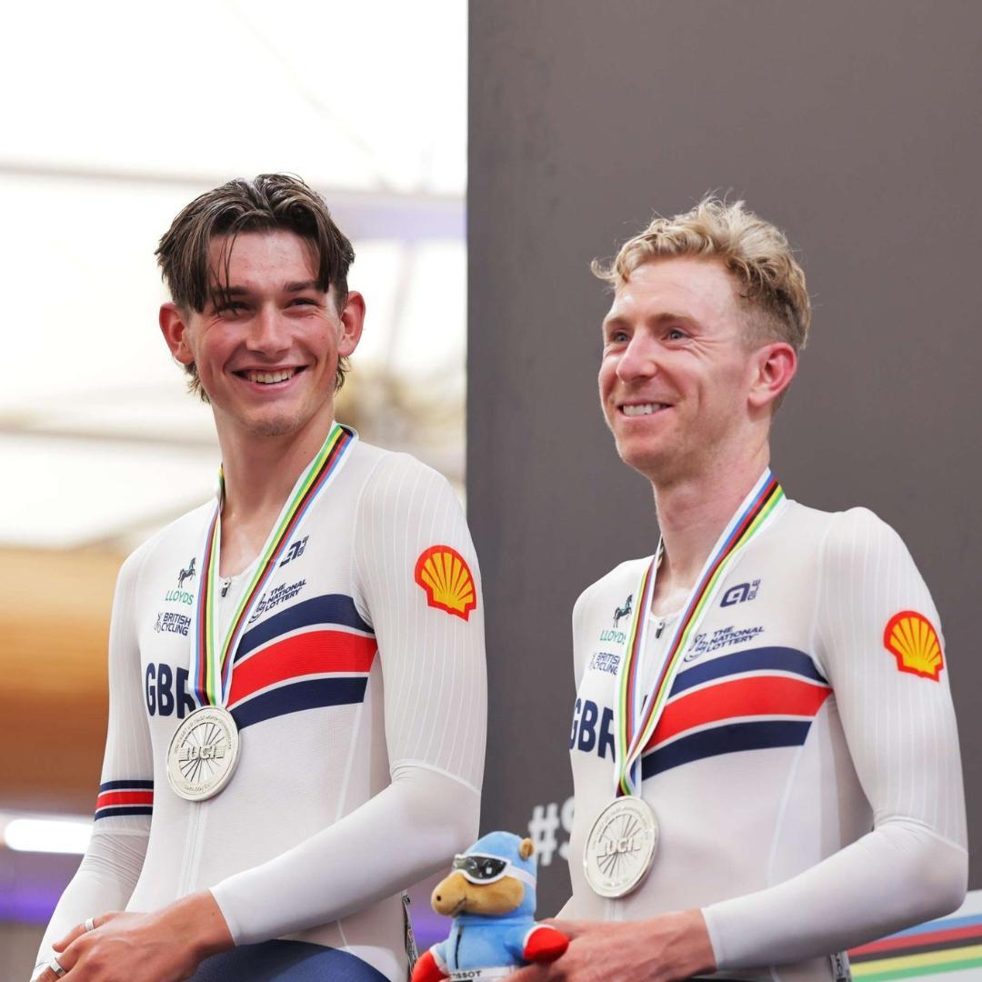 選手支給品 英国ナショナルチーム サーマルジャケット プロチーム 非売品