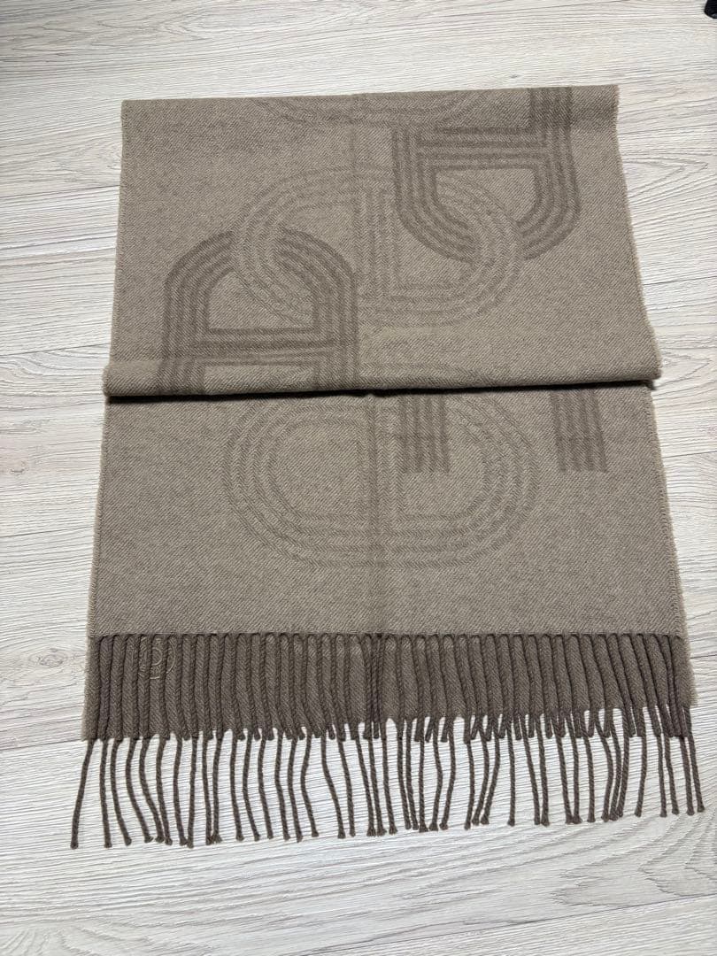 エルメス HERMES シェーヌダンクル マフラー　カシミヤ　【今日だけ値下げ】