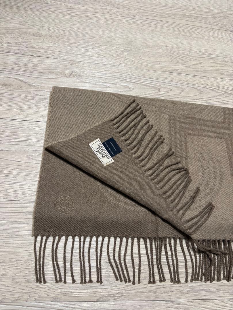 エルメス HERMES シェーヌダンクル マフラー　カシミヤ　【今日だけ値下げ】