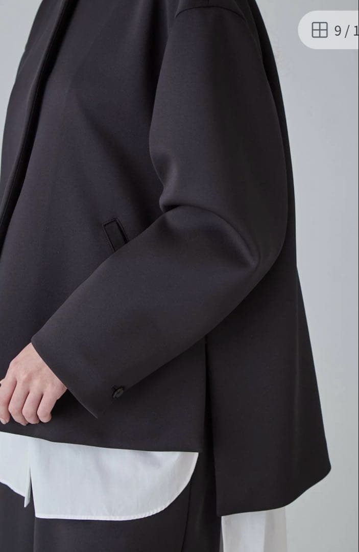 トンイADORE未使用ソフトダンボールジャケット