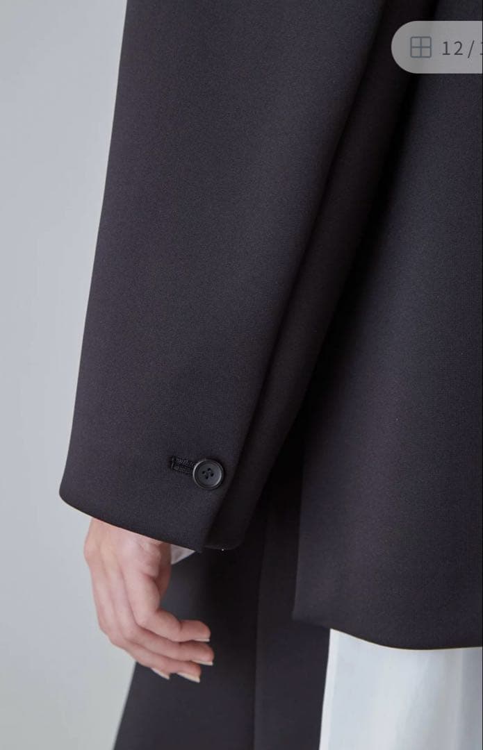 トンイADORE未使用ソフトダンボールジャケット