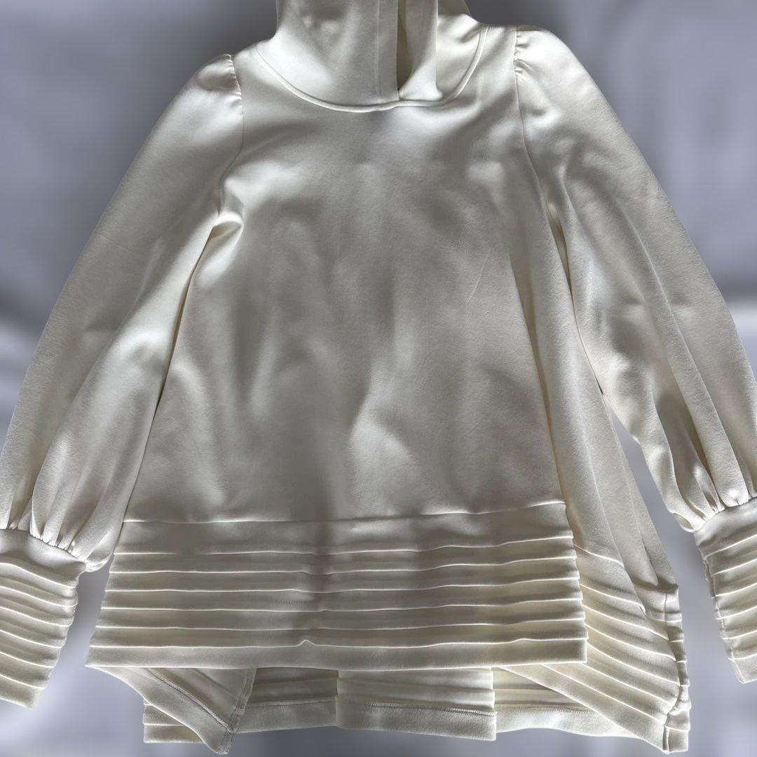 Vaqutaux フライトジャージフードカットソー