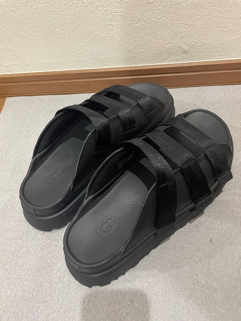 UGG ゴールデングロウ スライド 29㎝