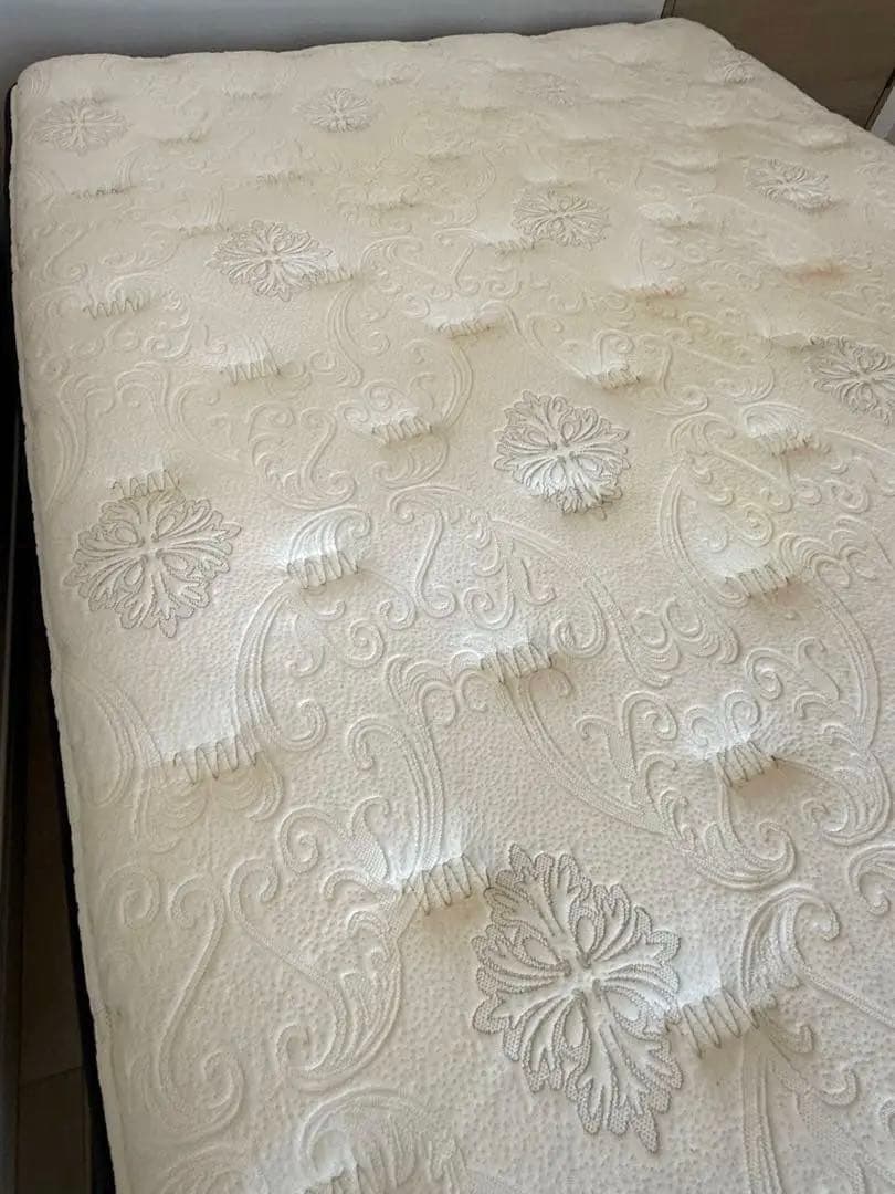 シーリー　クラウンジュエル　ワイドダブル