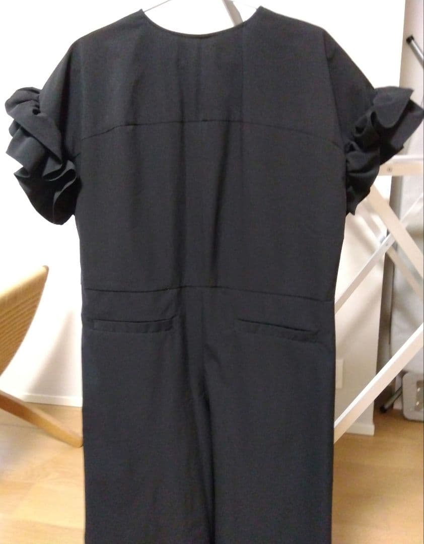 CADUNE 川上桃子コラボ　フリルオールインワン