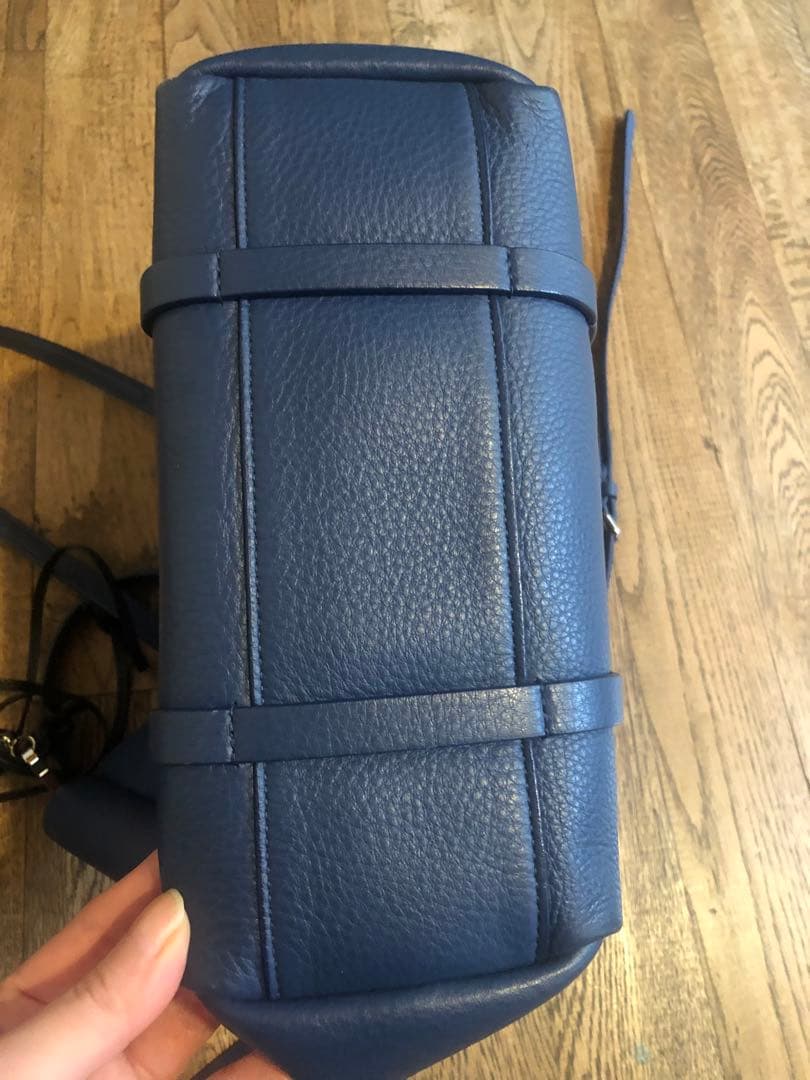 気まぐれセール　BALENCIAGA レザー ショルダーバッグ　エブリデイトート