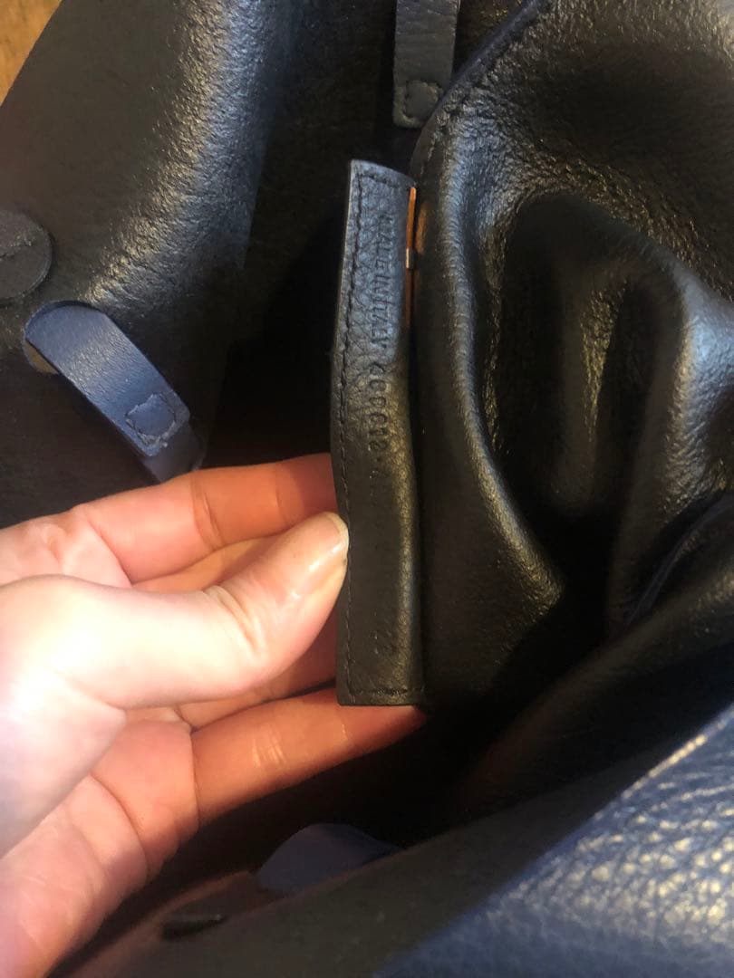 気まぐれセール　BALENCIAGA レザー ショルダーバッグ　エブリデイトート