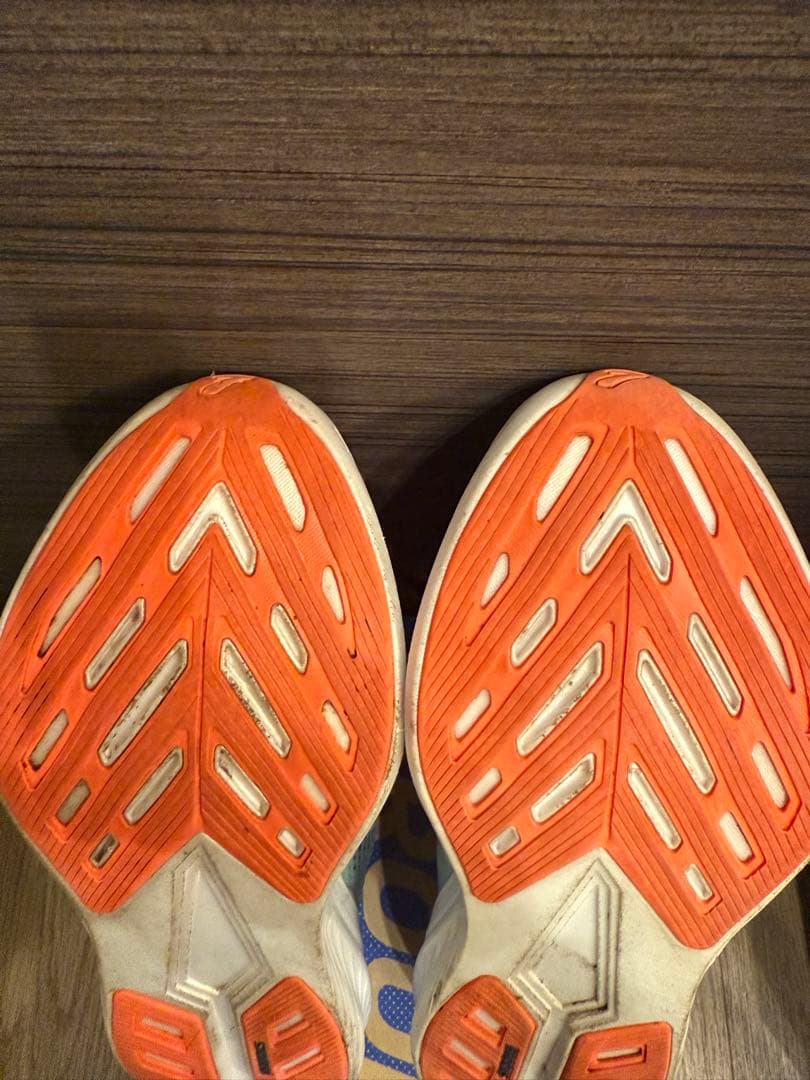 Brooks Hyperion3 サイズ9 27.0 中古美品