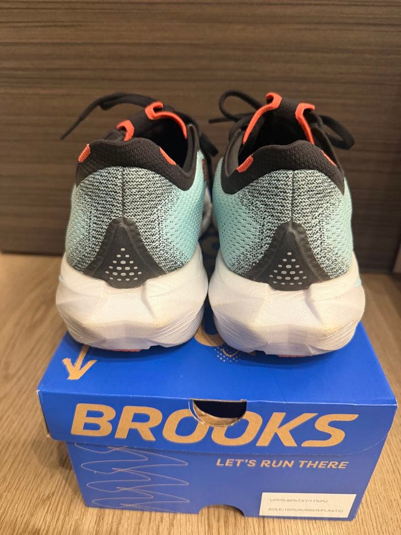 Brooks Hyperion3 サイズ9 27.0 中古美品