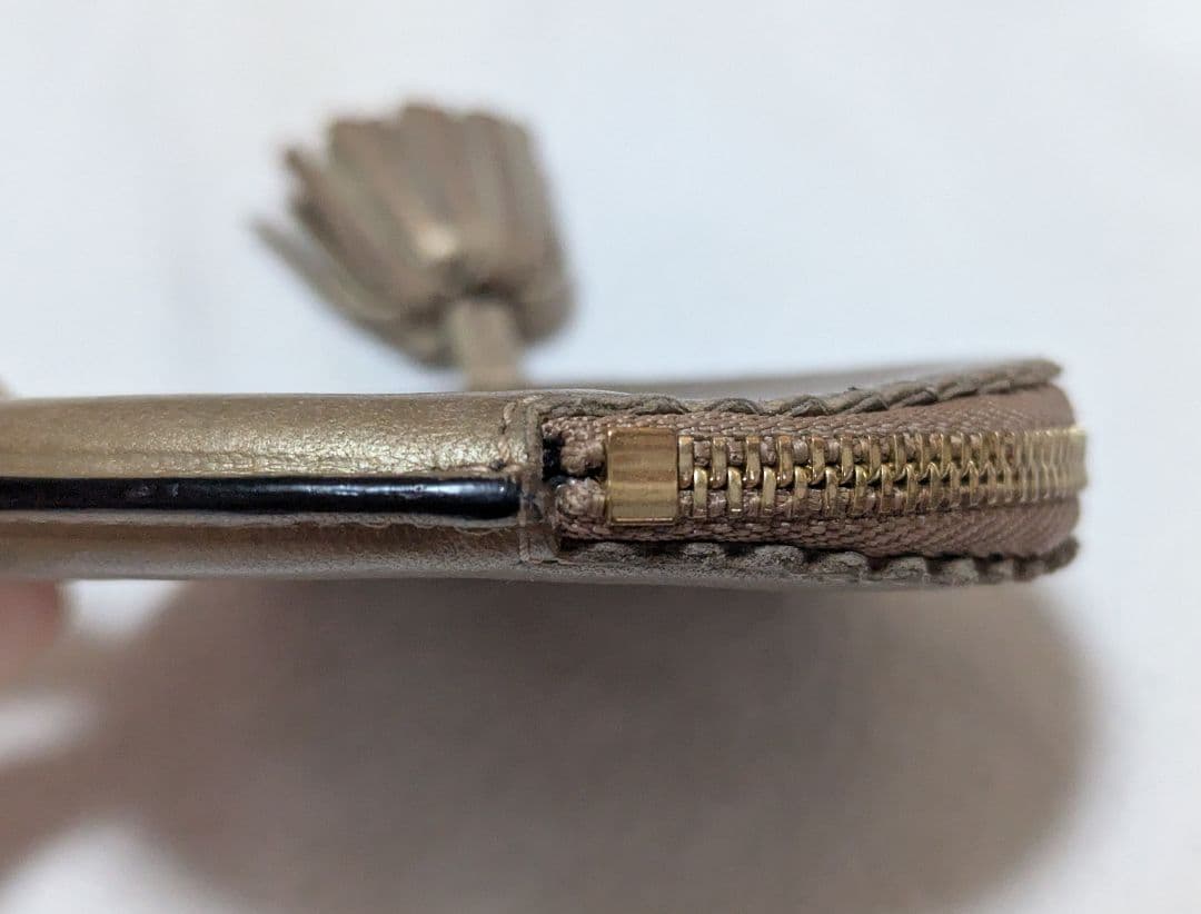 【美品】LOEWE ロエベ アナグラム ケース レザー フリンジ ゴールド