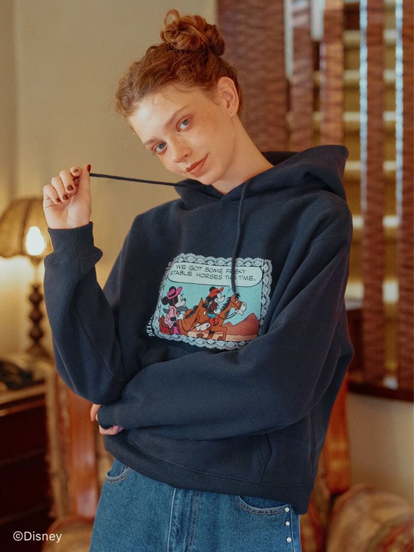 アリソンブラウン　紗栄子　ディズニー　Disney ミッキーマウス　パーカー