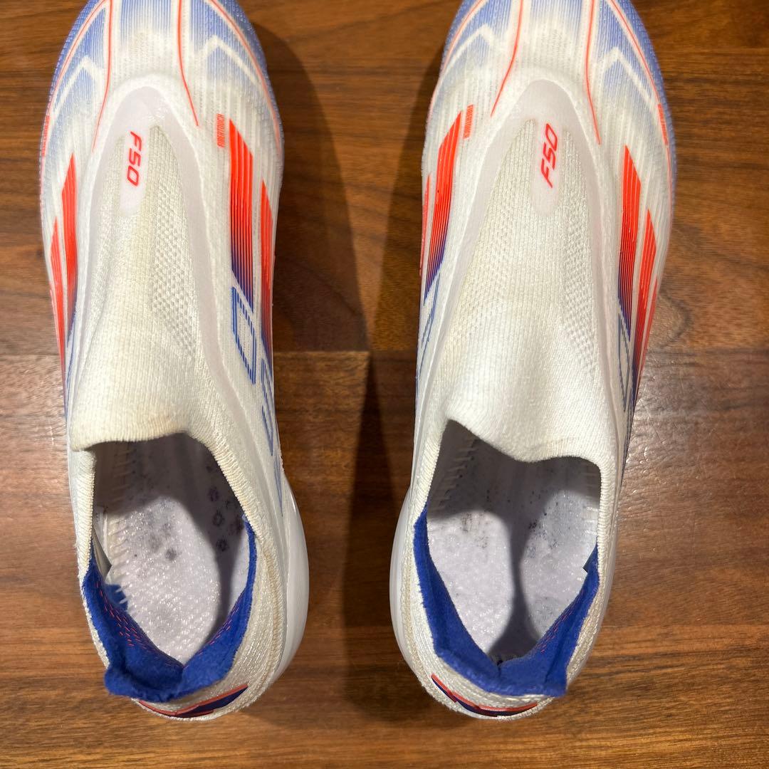 adidas F50 サッカーシューズ ホワイト/レッド/ブルー 24.5cm
