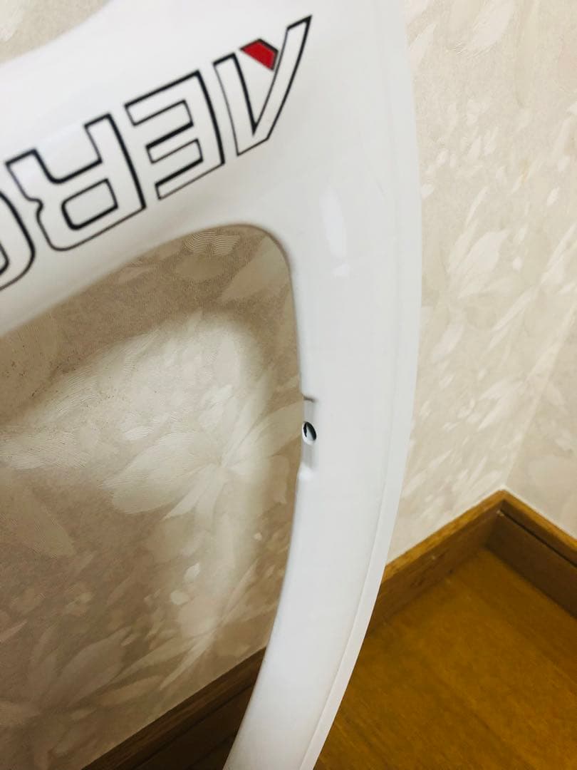 エアロスポーク　フロントホイール　ホワイト　700Ｃ　バトンホイール　新品　レア