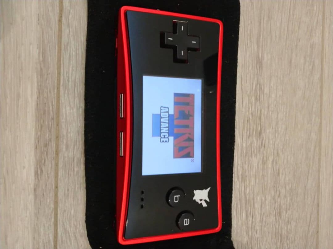 ゲームボーイミクロ　ポケモンセンターVer 1000台限定