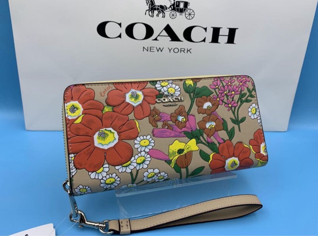 【新品未使用】COACH フラワー　長財布　花柄　派手柄　フローラル