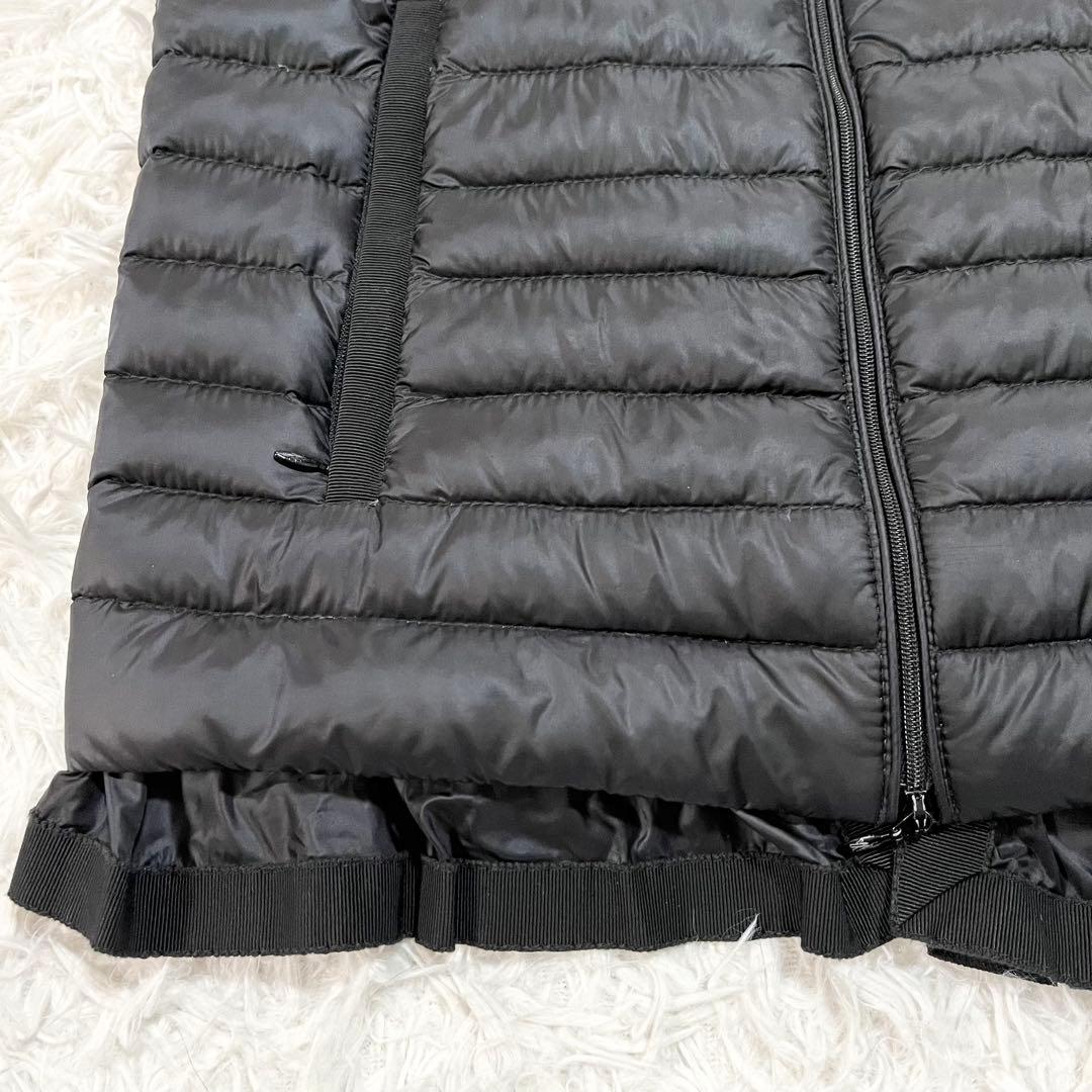 美品　MONCLER LUCILA ダウンベスト　フリル　ブラック　0