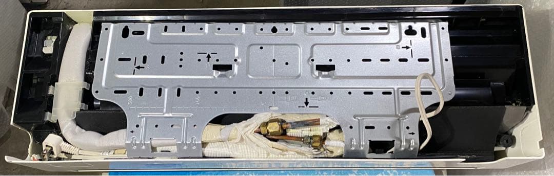 アイリスオーヤマ　ルームエアコン　IRR-2221C 2020年製　6畳