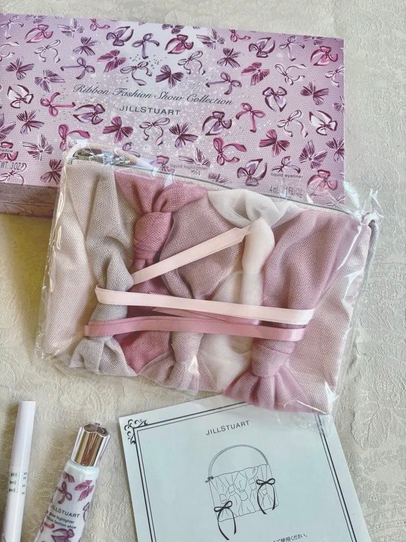 ジルスチュアート クリスマスコフレ2025 新品未使用